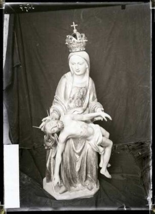 Kirche; Pietà 15. Jahrhundert
