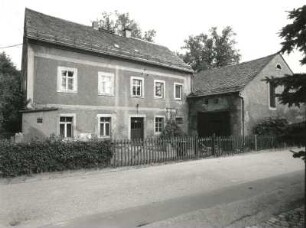 Niederlichtenau, Hauptstraße 33b. Wohnstallhaus
