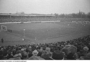 Dresden, Heinz-Steyer-Stadion, Massenveranstaltung (Fußball), 1952
