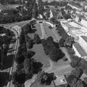 Orangerie am westlichen Abschluss des Küchengartens in Gera : Blickrichtung Westen