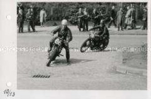 Motorradrennen auf der "Kleinen Avus" in Zehlendorf