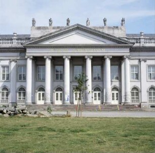 Kassel. Kunsthalle Fridericianum. Eingangsfront