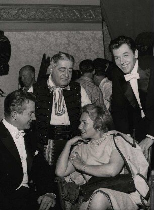 Im CCC Atelier, Rudolf Schock, Bela Pasztor, Gerhard Riedmann, Vera Kálmán