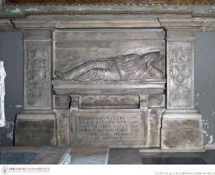 Grabmal für Bischof Tiberio Muti (gest. 1555)