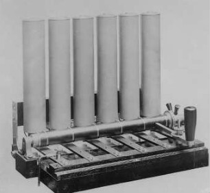 Lichtbogengenerator von Telefunken : Technikgeschichte | Physik | Elektrizität | Drahtlose Telegraphie und Telephonie