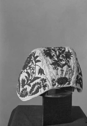 Haube der Marburger Tracht