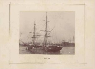 Kriegsschiff "Mircea" im Hafen von Genua