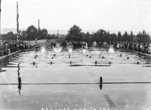 Coswig. Stadtbad. Einweihung am 28. August 1927