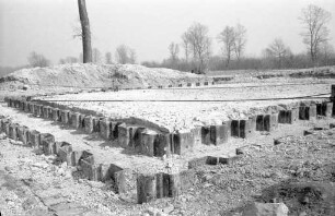 Einebnung der sogenannten "Westwall-Bunker" unterhalb der Rheinbrücke