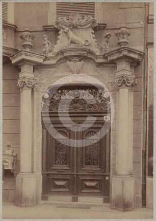 Portal des Bürgerhauses Ring 41 (Zum goldenen Hund) in Breslau