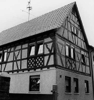 Hattersheim, Alte Mainstraße 18