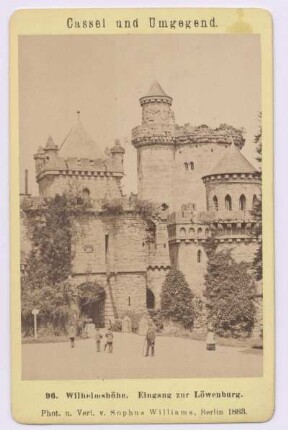 Cassel und Umgegend. Wilhelmshöhe. Eingang zur Löwenburg.