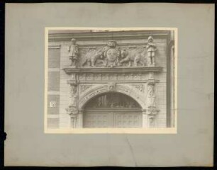Gemeindeschule in der Waldemarstraße, Berlin: Detail Portal Lehrerwohnhaus