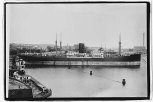 Sesostris (1915), Hapag.- Hamburg-Amerikanische Packetfahrt-Actien-Gesellschaft, Hamburg
