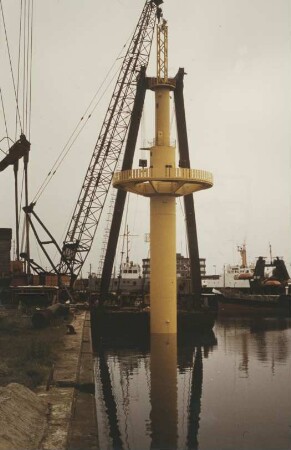 Aufbau der Radarstation "Wurster Arm"/Unterweser