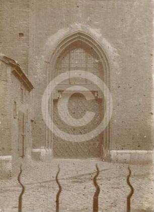 Portal des Westturms der Johanniskirche Danzig von S