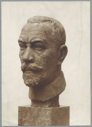 Porträt Theobald von Bethmann-Hollweg, 1916, Bronze