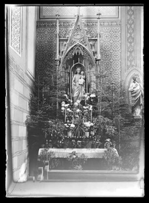 Gruol: Kirche (Maialtar)