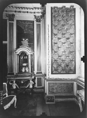 Gotha. Schloss Friedenstein, Corps de Logis (Nordflügel), 2. Obergeschoss. Porzellankabinett