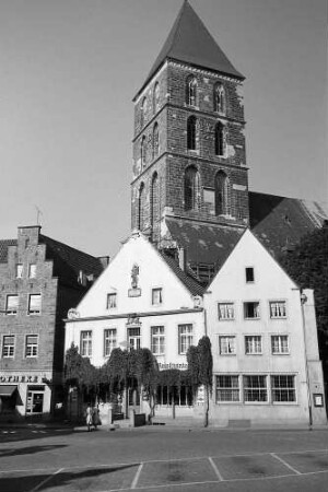 Rheine: Marktplatz und Kirche