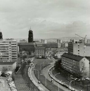 Budapester Straße : Dresden, Budapester Str., Richtungsfahrbahnen