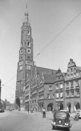 Landshut: Hauptstraße mit Kirche St. Martin