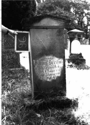 Grabstein 96