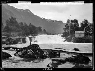 Olden, Laukinsfoss