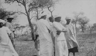 Personen im Jagdlager von Achmet Aga [Reise nach dem Sudan, Band 1]