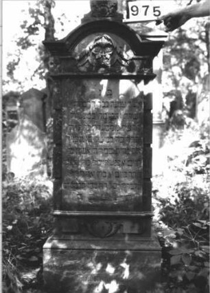 Grabstein 975