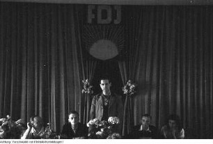 Dresden, Pieschen, Goehlewerk (1947-1962 Sachsenverlag), Riesaer Straße 32. 1. Kreiskonferenz der FDJ, Mai 1946