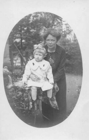 Kaethe Siegert, Porträt Mutter mit Tochter