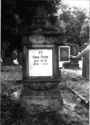 Grabstein 79
