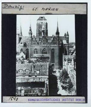 Danzig, Marienkirche : Ansicht von O, Frauengasse