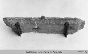 Konsole, eventuell Teil der Dekoration eines Pilasters
