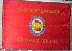 Fahne der SED-Grundorganisation Zentralrat der Freien Deutschen Jugend