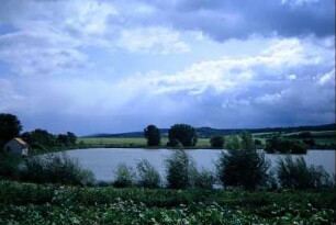 Teich, Landschaft, Wolkenformationen