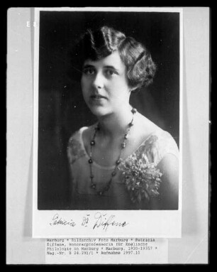 Patricia Diffene, Honorarprofessorin für Englische Philologie in Marburg