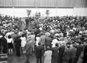 Jungbürgerfeier in der Schwarzwaldhalle mit Teilnahme des Schriftstellers Günter Grass