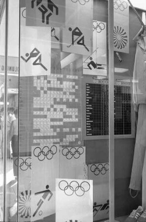 Gestaltung der Schaufenster in Karlsruher Geschäften zur Sommerolympiade 1972 in München