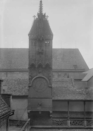 Uhrturm