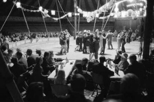 Gastspiel des Zirkus Busch-Roland in Karlsruhe.