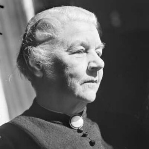 Portrait einer älteren Dame