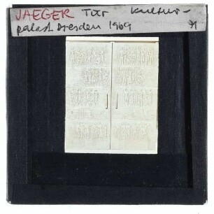 Jäger, Tür Kulturpalast Dresden