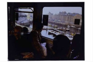 Hamburg: in der Hochbahn bei Baumwall