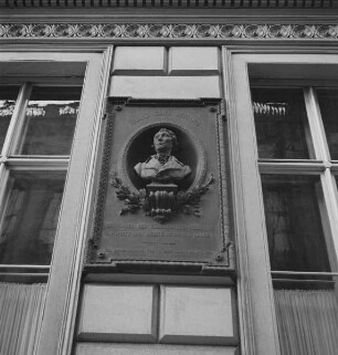 Gedenktafel für Franz Carl Achard, Begründer der Rübenzuckerindustrie, 1753-1821