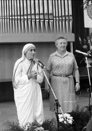 Freiburg: Pädagogische Hochschule; Caritasveranstaltung mit Mutter Teresa