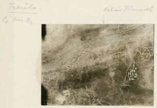 Foto der Stellungen beim "Debus-Tunnel" bei Sommepy-Tahure (Luftbild)