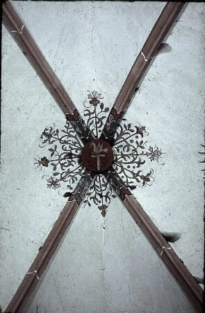 Schlußstein mit der Heilig-Geist-Taube