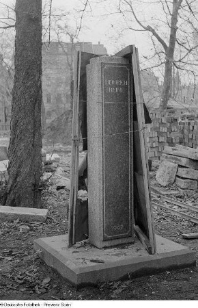 Heinrich-Heine-Denkmal